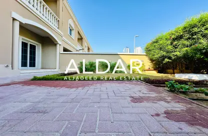 Villa - 2 Bedrooms - 4 Bathrooms for rent in District 12K - Jumeirah Village Circle - Dubai