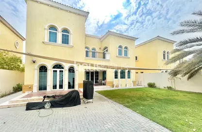 فيلا - 3 غرف نوم - 4 حمامات للايجار في ديستريكت 8 - جميرا بارك - دبي