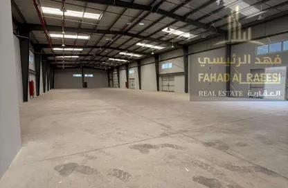 Warehouse - Studio - 3 Bathrooms for rent in Al Sajaa Industrial - Al Sajaa - Sharjah