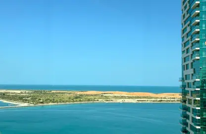 شقة - غرفة نوم - 2 حمامات للايجار في برج الجوهرة - شارع الكورنيش - أبوظبي