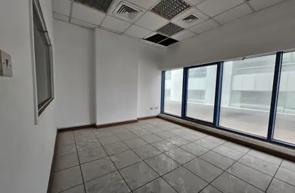 Office Space - Studio - 1 Bathroom for rent in Al Majaz - Sharjah