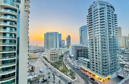Apartment - 1 Bedroom - 2 Bathrooms for rent in Manchester Tower - Dubai Marina - Dubai