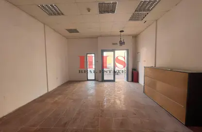 Shop - Studio - 1 Bathroom for rent in O07 - Persia Cluster - International City - Dubai