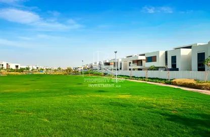 Villa - 5 Bedrooms for rent in West Yas - Yas Island - Abu Dhabi