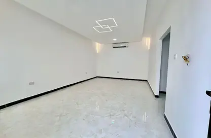 Apartment - 2 Bedrooms - 2 Bathrooms for rent in Madinat Al Riyad - Abu Dhabi