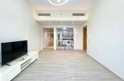 Apartment - 2 Bedrooms - 3 Bathrooms for rent in Oxford Residence - Jumeirah Village Circle - Dubai