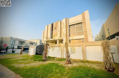 Villa - 5 Bedrooms - 7 Bathrooms for sale in Al Yasmeen 1 - Al Yasmeen - Ajman