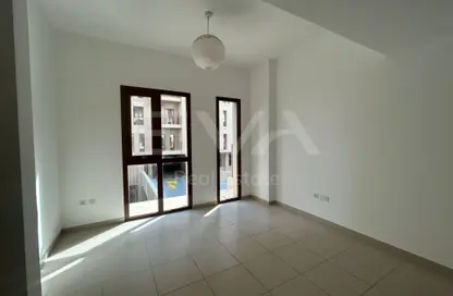 Apartment - Studio - 1 Bathroom for rent in Zahra Breeze Apartments 3A - Zahra Breeze Apartments - Town Square - Dubai