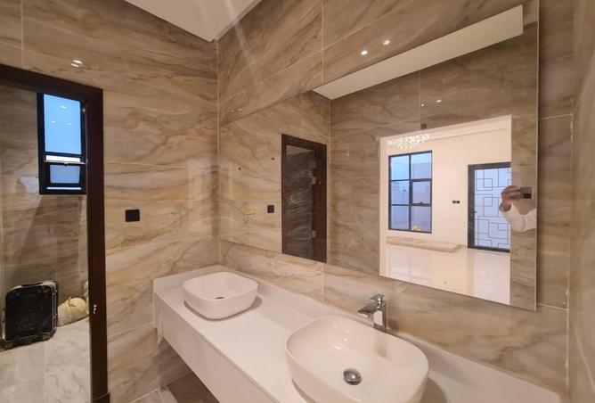 15634055 - Property Image 3