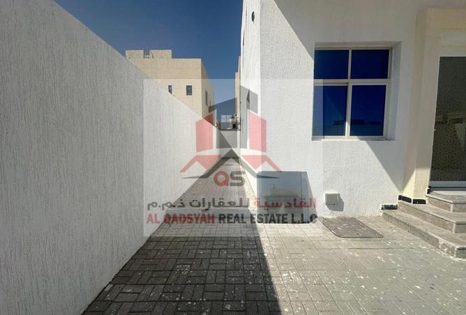 15193301 - Property Image 2