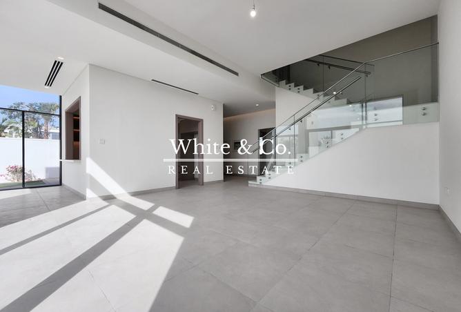 15855001 - Property Image 3