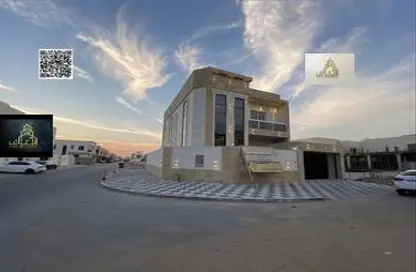 Villa - 5 Bedrooms - 7 Bathrooms for sale in Al Yasmeen 1 - Al Yasmeen - Ajman