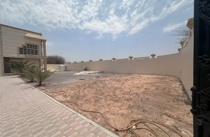 Villa - 5 Bedrooms - 6 Bathrooms for rent in Al Qusaidat - Ras Al Khaimah