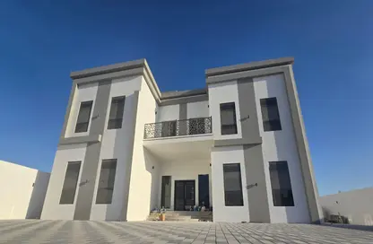 Villa - 7 Bedrooms - 7+ Bathrooms for rent in Alreeman - Al Shamkha - Abu Dhabi