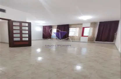 Apartment - 2 Bedrooms - 2 Bathrooms for rent in Hamdan Street - Abu Dhabi