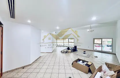 Apartment - 2 Bedrooms - 2 Bathrooms for rent in Umm E Hurair Building - Al Karama - Dubai Apartment - 2 Bedrooms - 2 Bathrooms for rent in Umm E Hurair Building - Al Karama - Dubai