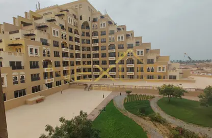 شقة - غرفة نوم - 2 حمامات للايجار في فيروز - باب البحر - جزيرة المرجان - رأس الخيمة