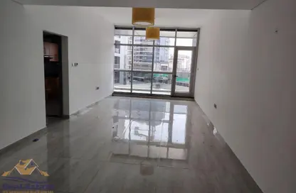 شقة - 2 غرف نوم - 2 حمامات للايجار في سينترال تاوزر - ارجان - دبي شقة - 2 غرف نوم - 2 حمامات للايجار في سينترال تاوزر - ارجان - دبي