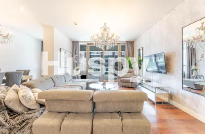 Apartment - 2 Bedrooms - 4 Bathrooms for rent in Building 10 - CityWalk Residential - City Walk - Dubai