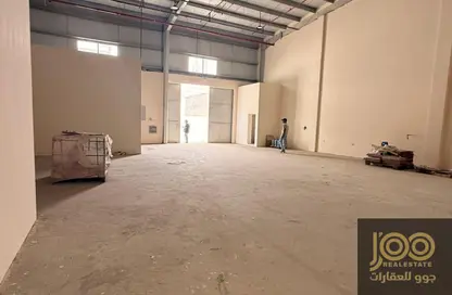 Warehouse - Studio - 1 Bathroom for rent in Umm Al Thuoob - Umm Al Quwain