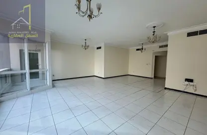 Apartment - 3 Bedrooms - 4 Bathrooms for rent in Al Majaz 2 - Al Majaz - Sharjah