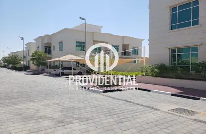 Villa - 6 Bedrooms for rent in Khalifa City A - Khalifa City - Abu Dhabi