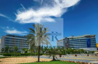 Apartment - 3 Bedrooms - 4 Bathrooms for sale in Waters Edge - Yas Island - Abu Dhabi