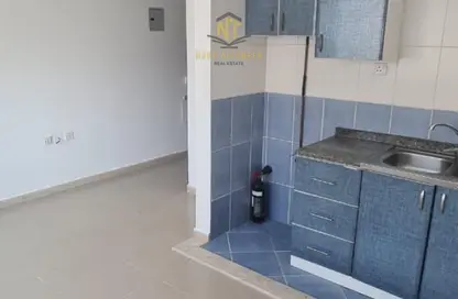 Apartment - Studio - 1 Bathroom for rent in New Al Taawun Road - Al Taawun - Sharjah