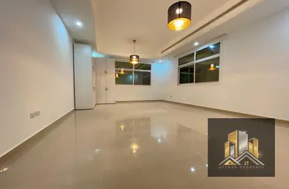 Empty Room image for: Apartment - 1 Bathroom for rent in Villa Compound - Khalifa City - Abu Dhabi, Image 1