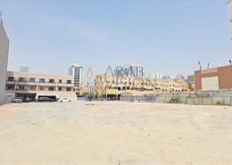 أرض للبيع في قرية الجميرا سركل - دبي