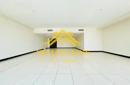 Apartment - 4 Bedrooms - 5 Bathrooms for rent in Baynuna Tower 2 - Corniche Road - Abu Dhabi
