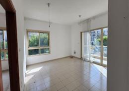 Empty Room image for: Apartment - 1 bedroom - 1 bathroom for rent in Al Thayyal - Greens - Dubai, Image 1