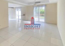 Villa - 2 bedrooms - 3 bathrooms for rent in Springs 8 - The Springs - Dubai