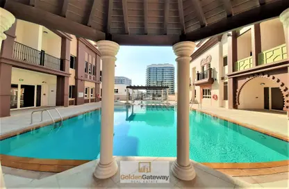 شقة - غرفة نوم - 2 حمامات للايجار في الاندلسي الاسباني - مساكن القناه المائية - مدينة دبي الرياضية - دبي