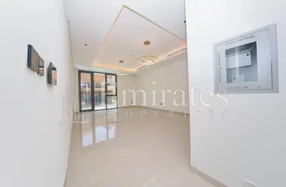 شقة - 3 غرف نوم - 4 حمامات للايجار في منال لاروز - الضاحية 12 - قرية الجميرا سركل - دبي شقة - 3 غرف نوم - 4 حمامات للايجار في منال لاروز - الضاحية 12 - قرية الجميرا سركل - دبي