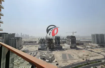 Apartment - 1 Bedroom - 2 Bathrooms for rent in Binghatti Avenue - Al Jaddaf - Dubai