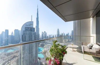 Apartment - 3 Bedrooms - 5 Bathrooms for sale in Boulevard Point - Downtown Dubai - Dubai
