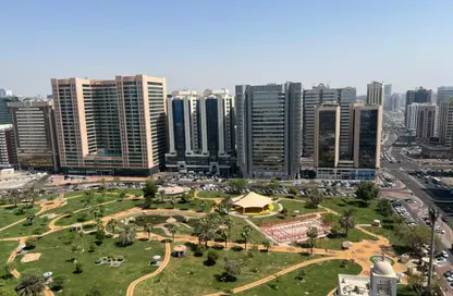 شقة - 3 غرف نوم - 4 حمامات للايجار في غاردن فيو تاور - شارع خليفة - أبوظبي