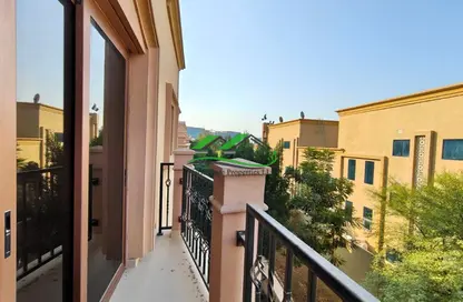 فيلا - 4 غرف نوم - 5 حمامات للايجار في مجمع الواحة الحضرية - منطقة بين الجسرين - أبوظبي فيلا - 4 غرف نوم - 5 حمامات للايجار في مجمع الواحة الحضرية - منطقة بين الجسرين - أبوظبي