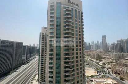 Apartment - Studio - 1 Bathroom for rent in Burj Al Nujoom - Downtown Dubai - Dubai