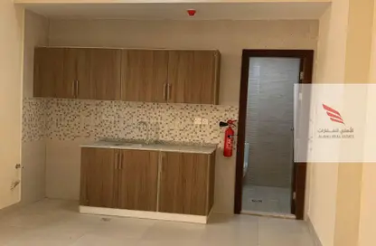 Apartment - Studio - 1 Bathroom for rent in Al Khail Tower 2 - Al Khail Towers - Ajman Downtown - Ajman