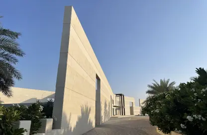 صورة لـ مبنى خارجي فيلا للبيع في مطار أبو ظبي للخدمات اللوجستية - شارع المطار - أبوظبي ، صورة رقم 1