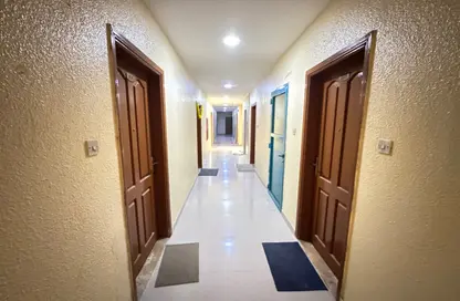 Apartment - Studio - 1 Bathroom for rent in Al Butina 9 Building - Al Butina - Sharjah Apartment - Studio - 1 Bathroom for rent in Al Butina 9 Building - Al Butina - Sharjah