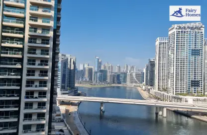 شقة - غرفة نوم - 1 حمام للايجار في برج ماي فير - الخليج التجاري - دبي