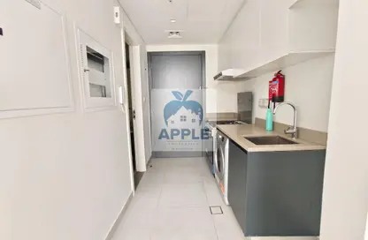 شقة - 1 حمام للايجار في ذا سولو - الجادة - الشارقة