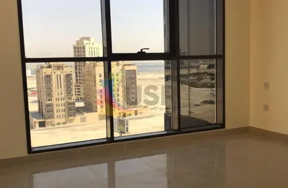 شقة - غرفة نوم - 2 حمامات للايجار في مساكن الرمال - الجداف - دبي