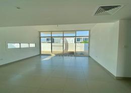 Empty Room image for: Townhouse - 3 bedrooms - 4 bathrooms for rent in Arabella Townhouses 2 - Arabella Townhouses - Mudon - Dubai, Image 1