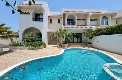 Villa - 5 Bedrooms - 6 Bathrooms for rent in Jumeirah 2 Villas - Jumeirah 2 - Jumeirah - Dubai