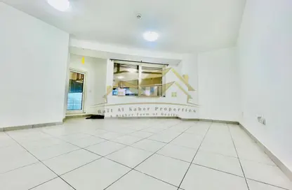 Apartment - 2 Bedrooms - 2 Bathrooms for rent in Blue Tower - Sheikh Zayed Road - Dubai