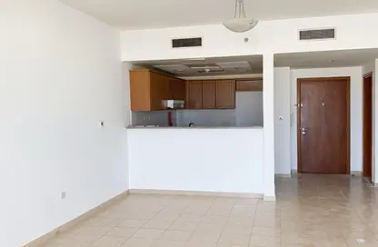 Apartment - 3 Bedrooms - 3 Bathrooms for rent in building 2 - Badrah - Dubai Waterfront - Dubai